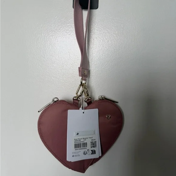 NWT Lululemon Dual Pouch Heart - Picture 9 of 12